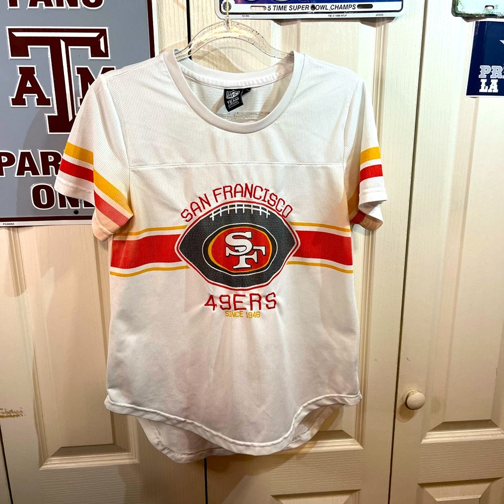 San Francisco 49ers Women’s T-shirt